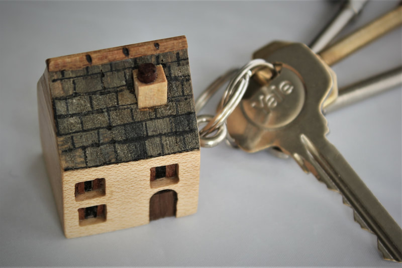 little wooden house key ring by Reuben's woodcraft on folksy